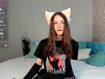 Silvermuse Chaturbate stream image from January 19, 2026