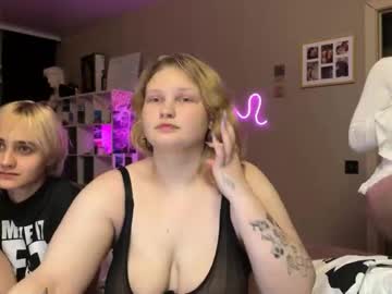 Homehousee Chaturbate stream image from January 20, 2026
