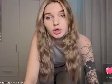 Lookluna Chaturbate stream image from January 20, 2026