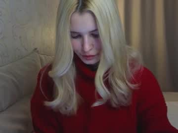 Yennaone Chaturbate stream image from January 20, 2026
