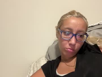 Blondiesexxyy Chaturbate stream image from January 20, 2026