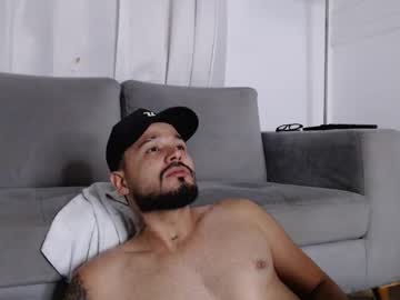 Handsomen69 Chaturbate stream image from January 20, 2026