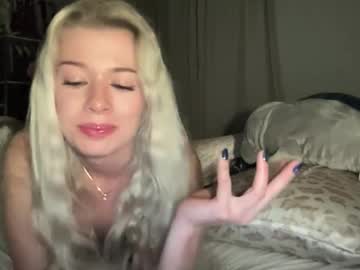 Whuckleberry Chaturbate stream image from January 20, 2026
