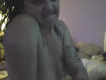 Queenxxxbebe Chaturbate stream image from January 20, 2026