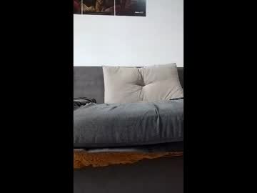 Reyvt Chaturbate stream image from January 20, 2026