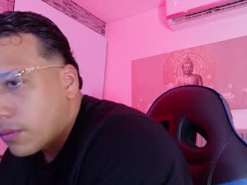 Tom_Muscle1 Chaturbate stream image from January 20, 2026