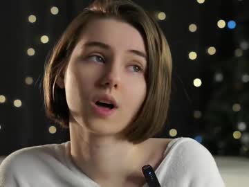 Approche_Toi_Petite Chaturbate stream image from January 20, 2026