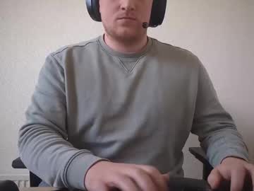 Cantstayaway2 Chaturbate stream image from January 20, 2026