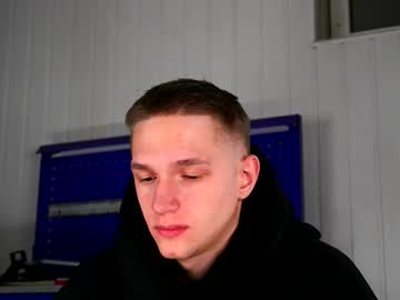 Dustyn_Fox Chaturbate stream image from January 20, 2026