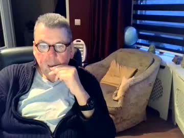 Loebet Chaturbate stream image from January 20, 2026