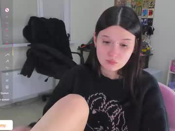 Charmesmi Chaturbate stream image from January 20, 2026