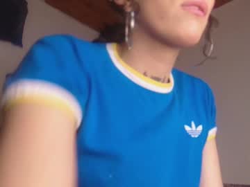 Scarlett_Crastrawberry Chaturbate stream image from January 20, 2026