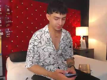 Looganwoods Chaturbate stream image from January 20, 2026