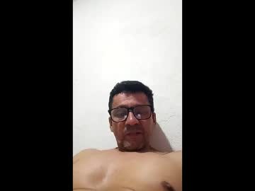Jenian31 Chaturbate stream image from January 21, 2026