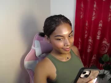 Sweet_Trishaxx Chaturbate stream image from January 21, 2026