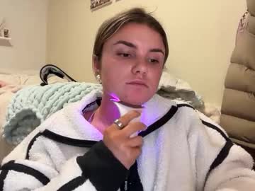 Daisydivine42840 Chaturbate stream image from January 21, 2026