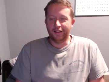 Beefystr8guy Chaturbate stream image from January 21, 2026