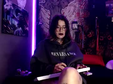 Jadepoarch Chaturbate stream image from January 21, 2026