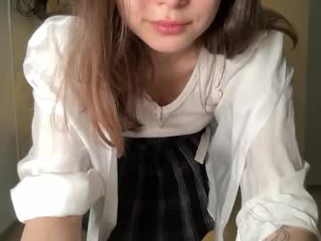 Lil_Pupsik Chaturbate stream image from January 21, 2026