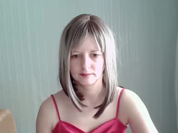 Angelaroxyx Chaturbate stream image from January 21, 2026