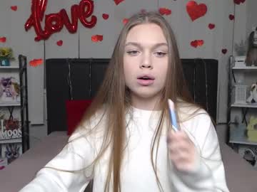 Larapika Chaturbate stream image from January 21, 2026