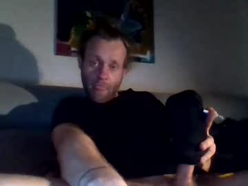 Nilsberlin99 Chaturbate stream image from January 21, 2026
