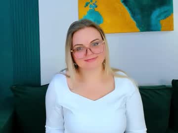 Crystalcurtis Chaturbate stream image from January 21, 2026