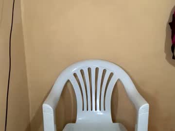 Estrella_Itt Chaturbate stream image from January 21, 2026