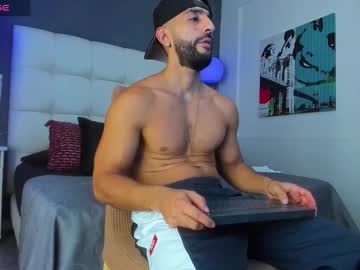 Yiyo10_ Chaturbate stream image from January 21, 2026