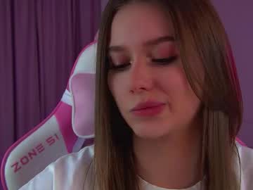 Dianabecker Chaturbate stream image from January 21, 2026