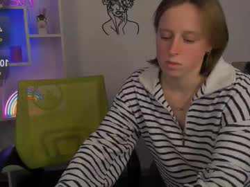 Keuli_Li Chaturbate stream image from January 21, 2026