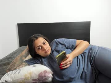 Rosasweet02 Chaturbate stream image from January 21, 2026