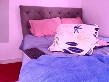 Julieta4 Chaturbate stream image from January 21, 2026