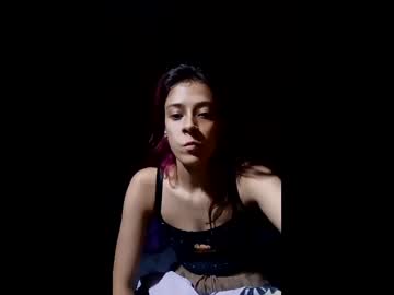 Lauraprogamer12 Chaturbate stream image from January 21, 2026