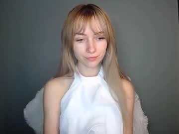 Luciacam20 Chaturbate stream image from January 21, 2026