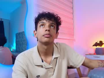 Maxfrost_1 Chaturbate stream image from January 21, 2026