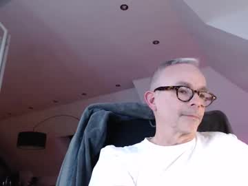 Charlesverne Chaturbate stream image from January 21, 2026