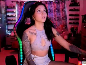 Mavis_Fuentes Chaturbate stream image from January 21, 2026