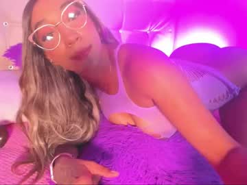 Nia_Seren Chaturbate stream image from January 21, 2026