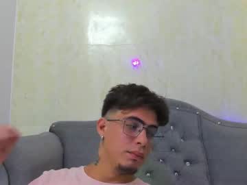 Santiagoandresmartinez9 Chaturbate stream image from January 21, 2026
