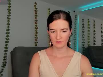 Cutenataly Chaturbate stream image from January 21, 2026