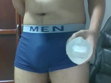 Angelmont30 Chaturbate stream image from January 22, 2026