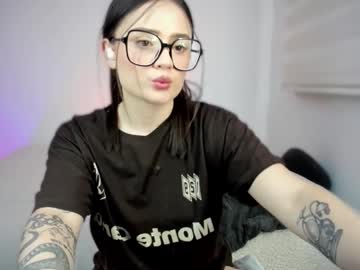Ninavolkov Chaturbate stream image from January 22, 2026