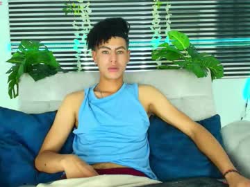 Thiiagosaeenz Chaturbate stream image from January 22, 2026