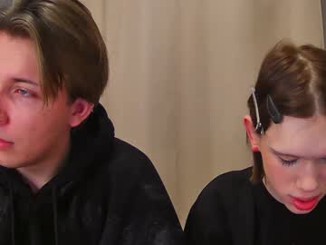 Velvetmy Chaturbate stream image from January 22, 2026