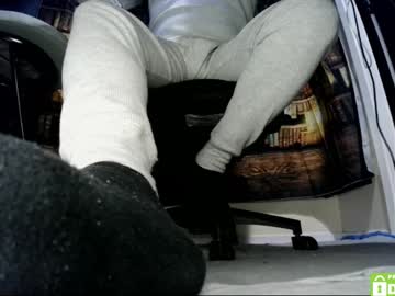 Justshutupandwatch Chaturbate stream image from January 22, 2026