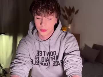 Sunshinealex Chaturbate stream image from January 22, 2026