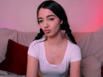 Kamilla_Cash Chaturbate stream image from January 22, 2026