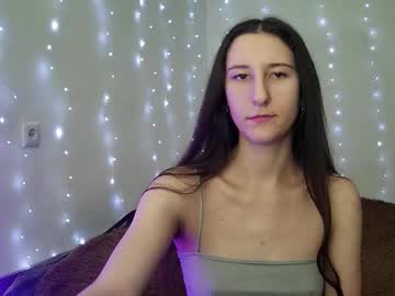 Littleahwitch Chaturbate stream image from January 22, 2026