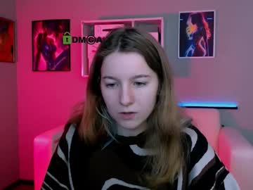 Molly_Lesser Chaturbate stream image from January 22, 2026